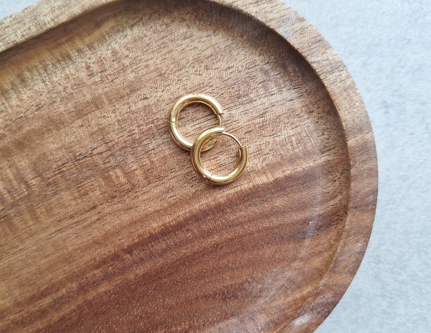 Paire de créoles - Dorée - 15mm - Fil 2,5mm